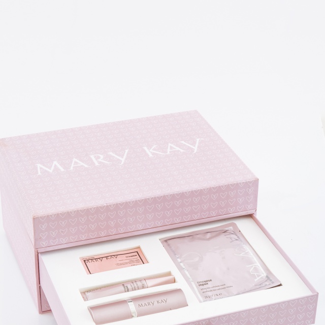 Подарочная коробка Mary Kay