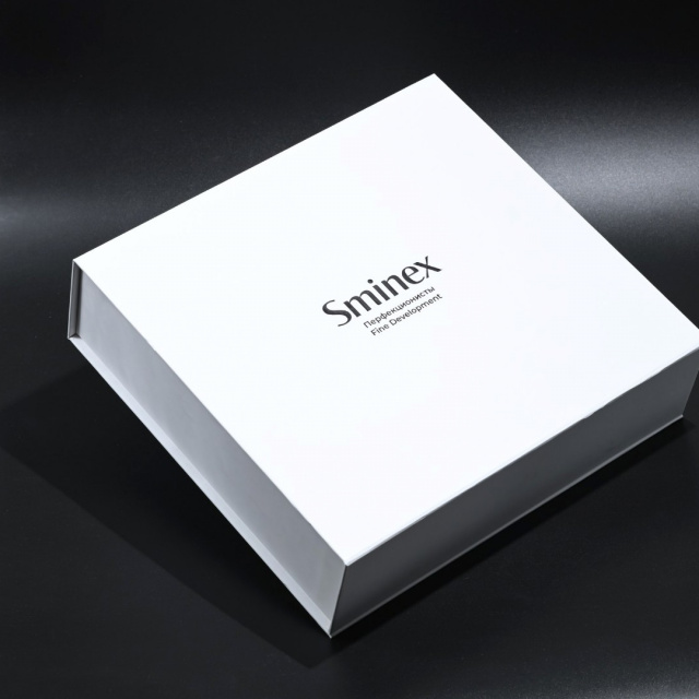 Коробка для вручения ключей дома Достижение Sminex